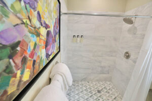 206 Beekham Place Private Bath